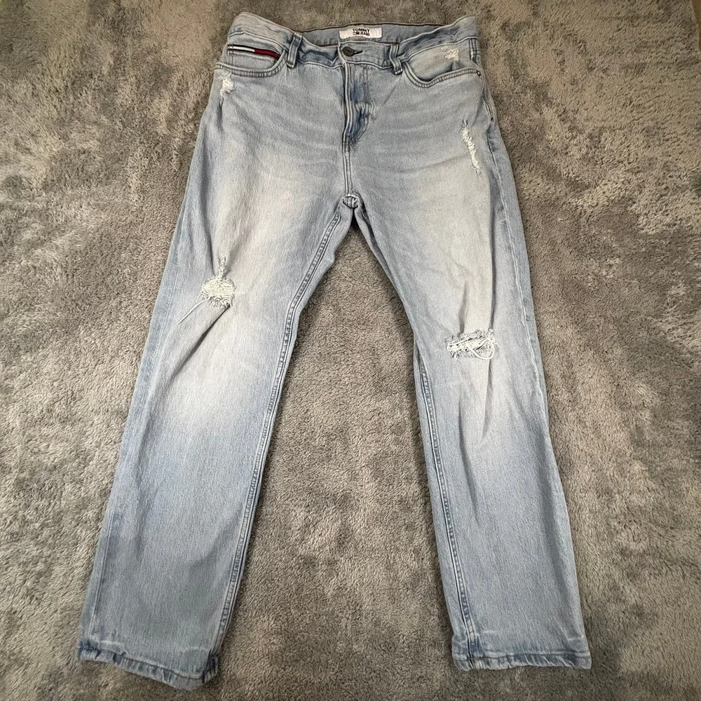 Tommy Jeans Mens Distressed Straight Leg Light Wash Denim Blue Ripped Pants